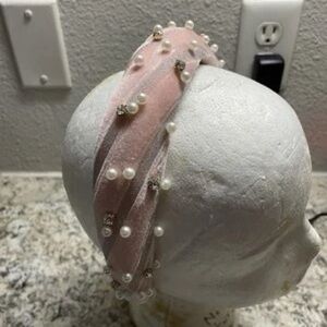 Elegant Pink Pearl Headband